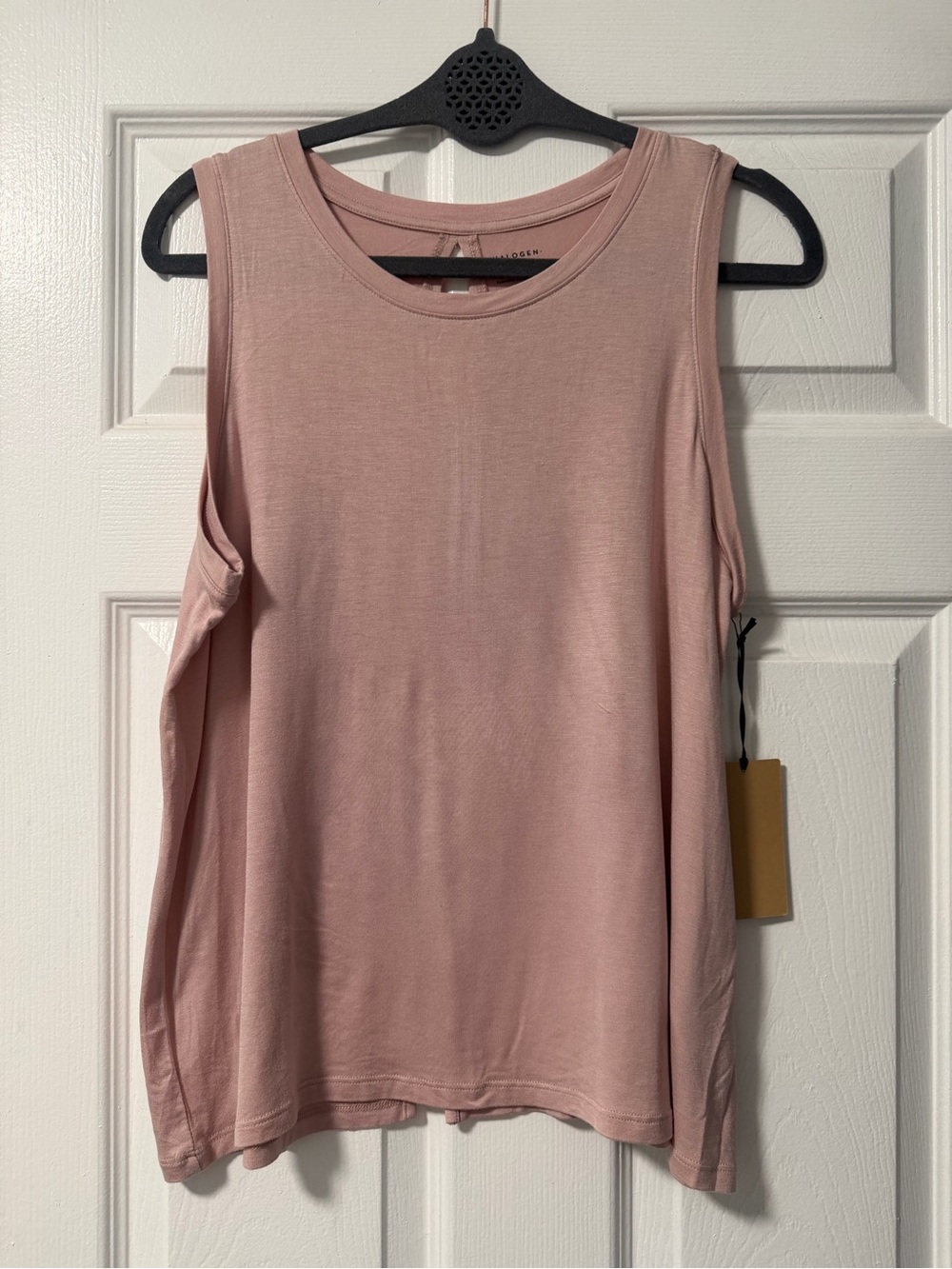 Halogen L Blush Pink Sleeveless Keyhole Back Top NWT